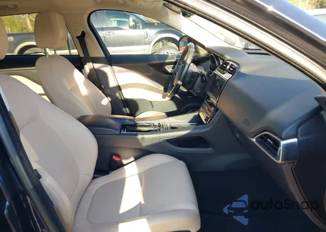 2019 Jaguar F-Pace 25T Premium из США, поврежденный, VIN SADCJ2FX9KA395243